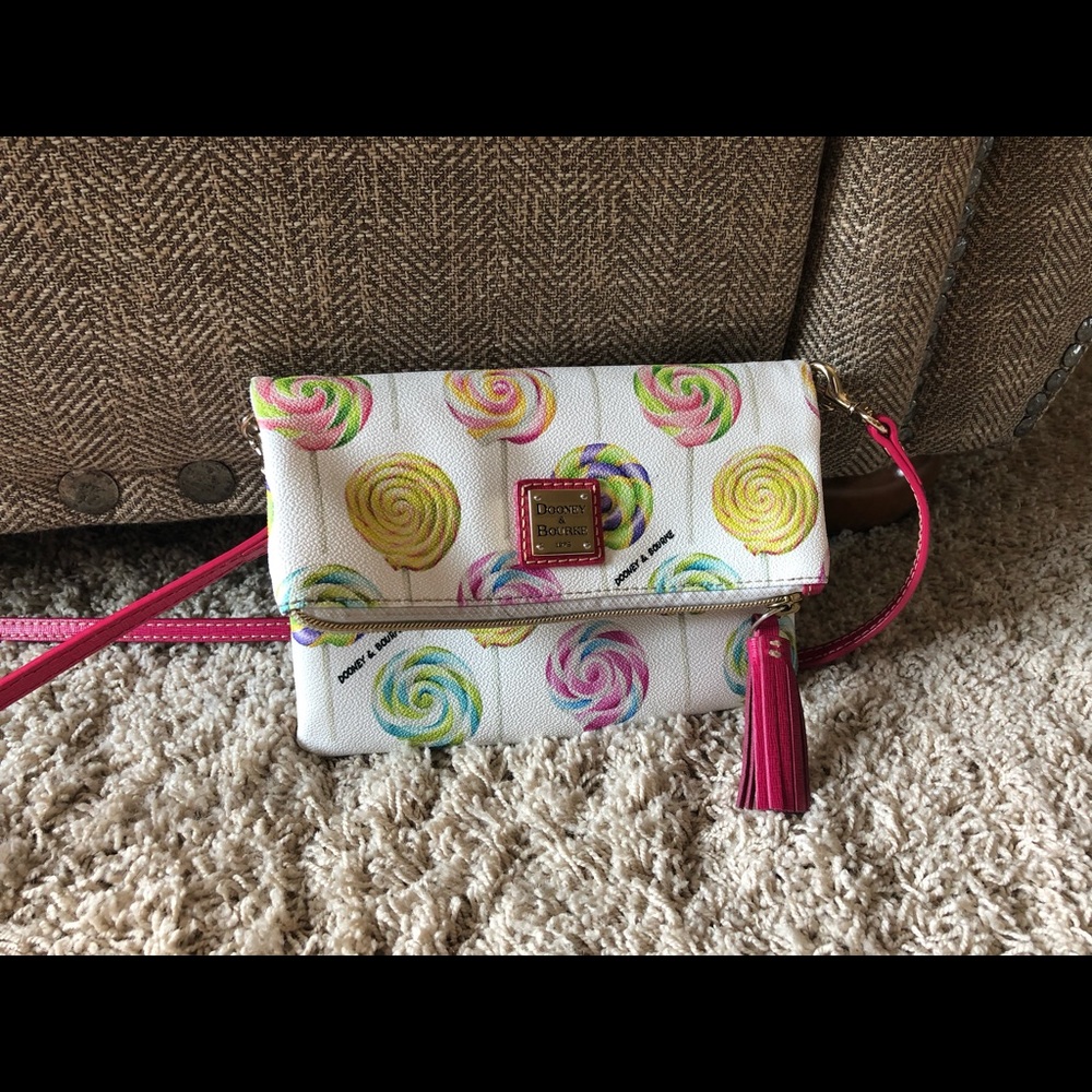 Purse- perfect for summer (has lollipops on it)
